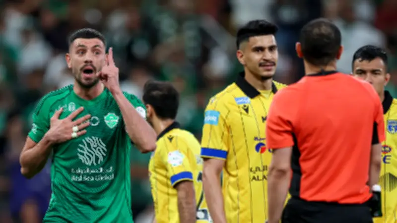 الأهلي السعودي يواجه أزمة إصابة ديميرال: غياب قد يمتد لأكثر من شهر