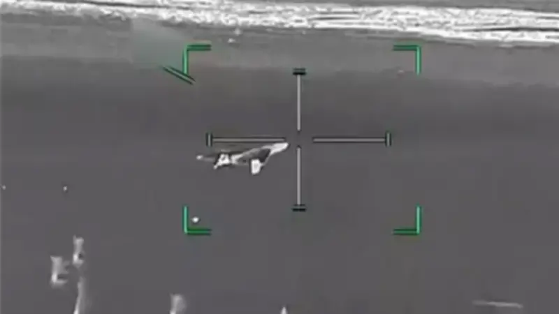 الإمارات تتعامل مع تهديد صاروخي وتحريق في حقل نفطي بالفجيرة