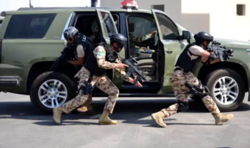 قطر ترفع مستوى التهديد الأمني وتحذر من هجمات صاروخية محتملة