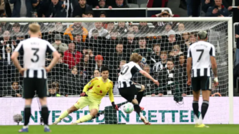 سيل عروض انتقالات يطارد نجم نيوكاسل قبل مواجهة برشلونة في دوري الأبطال