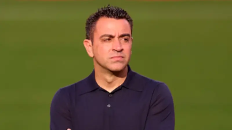 فونت يهاجم إدارة لابورتا: برشلونة يُدار بالكذب وتشافي شجاع في انتقاده