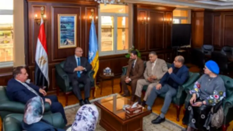 محافظ الإسكندرية يؤكد: القيادة السياسية تولي المحافظة اهتماماً استثنائياً باعتبارها العاصمة الثانية