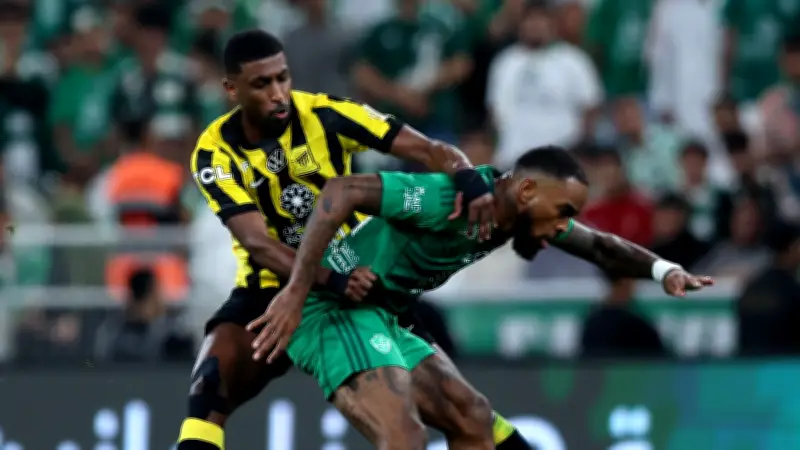 غضب كونسيساو يشتعل في غرفة ملابس الاتحاد بعد خسارة الديربي أمام الأهلي السعودي