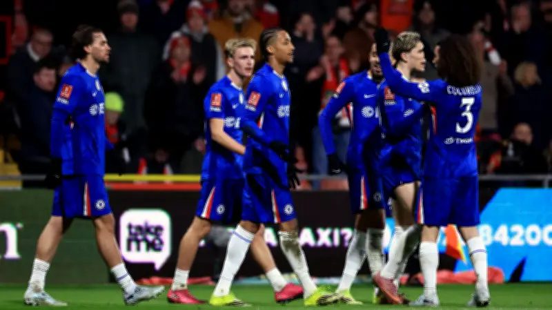 معركة انتقالات ساخنة.. تشيلسي وبرشلونة يتنافسان على الموهبة المغربية ياسين جسيم