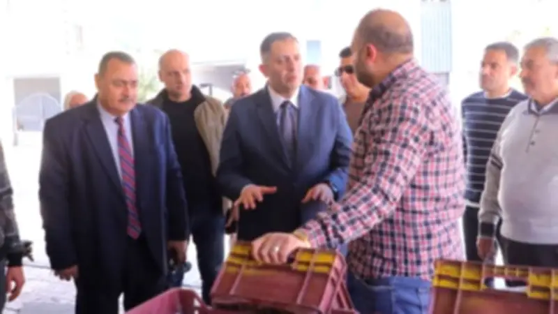 محافظ دمياط يتفقد سوق الجملة بشطا لمتابعة حركة البيع والشراء والمنظومة التموينية