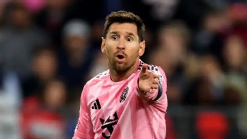 لابورتا يرد على تشافي بشأن ميسي: النتائج الحالية تثبت صحة اختياري