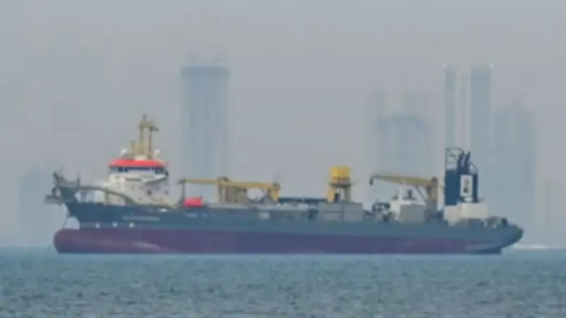 الحرس الثوري الإيراني يعلن: حرية مرور هرمز مقابل طرد سفراء أمريكا وإسرائيل