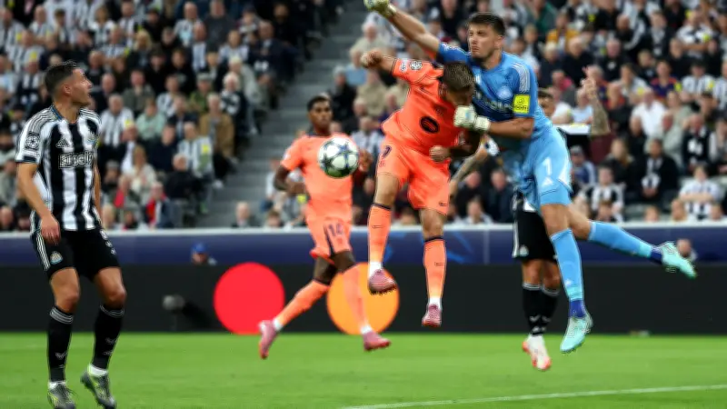 حاسوب عملاق يحذر برشلونة.. توقعات مقلقة لنتيجة لقاء نيوكاسل في دوري الأبطال