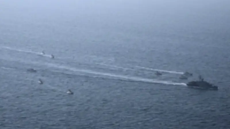 الحرس الثوري الإيراني يرد على ترامب: نترقب الأسطول الأمريكي في مضيق هرمز