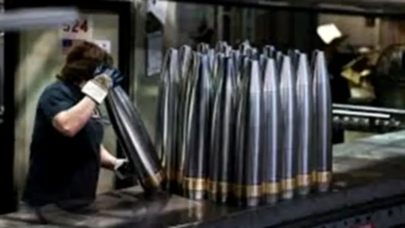 واشنطن بوست: إنفاق أمريكي هائل على الذخائر في بداية الحرب مع إيران