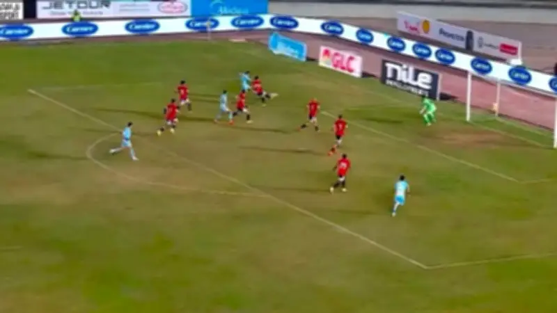 عمرو الدردير يطلق سخرية لاذعة على الأهلي بعد خسارته أمام طلائع الجيش في الدوري المصري