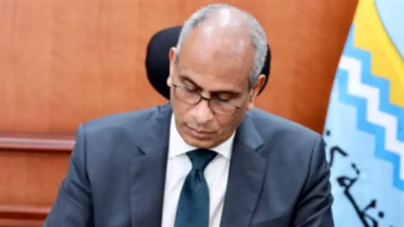 محافظ كفر الشيخ يعلن تعريفة نقل ركاب جديدة ويحذر من استغلال المواطنين