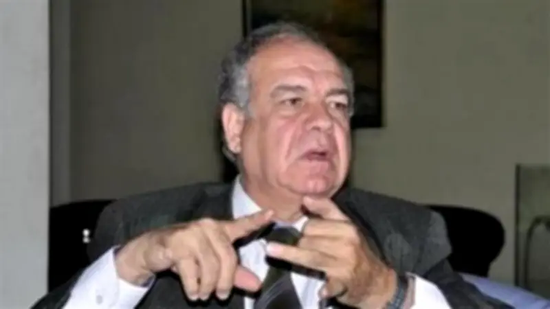 سنوات الفرص الضائعة في مصر: تحليل لتراجع الداخل وتهميش الدور ورهن المستقبل بالديون