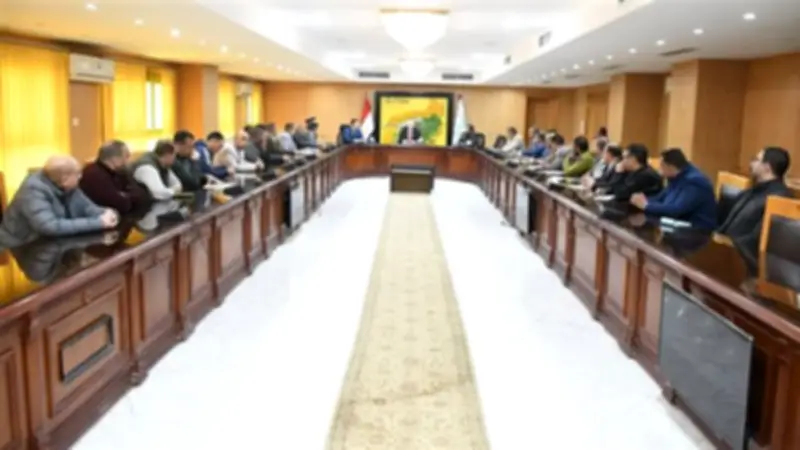 محافظ الفيوم يوجه بتكثيف الحملات الرقابية على الأسواق والمواقف ومحطات الوقود