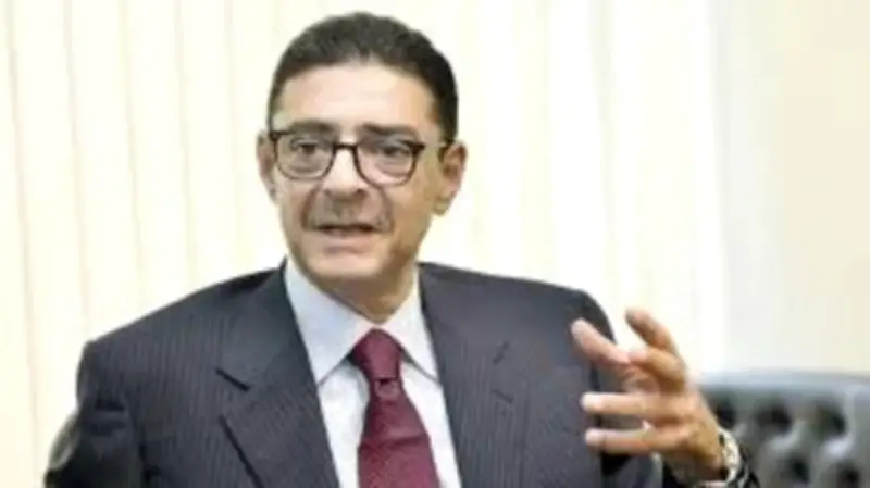 محمد عبد الوهاب يكشف: محمود طاهر تعرض لمؤامرات داخلية خلال رئاسته للأهلي