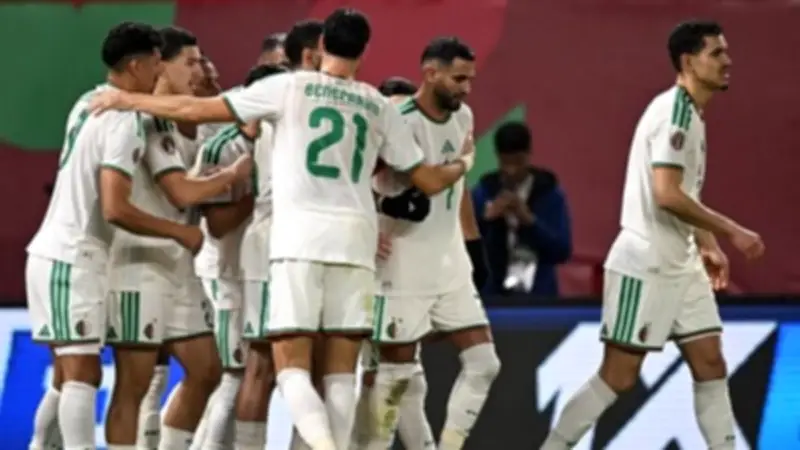 صراع أوروبي محموم على نجم الجزائر إبراهيم مازة في سوق الانتقالات الصيفية