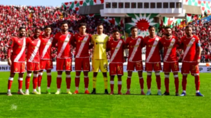 الكاف يعلن طاقم التحكيم الدولي لمباراة الوداد وأولمبيك آسفي في الكونفدرالية