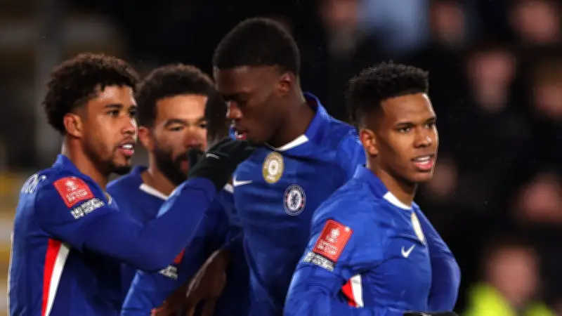 غياب إستيفاو يضعف تشيلسي قبل مواجهة باريس سان جيرمان في دوري الأبطال