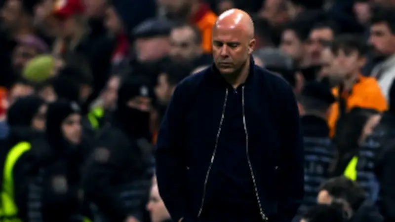 سلوت: جالطة سراي محظوظ في إسطنبول.. وننتظرهم في أنفيلد