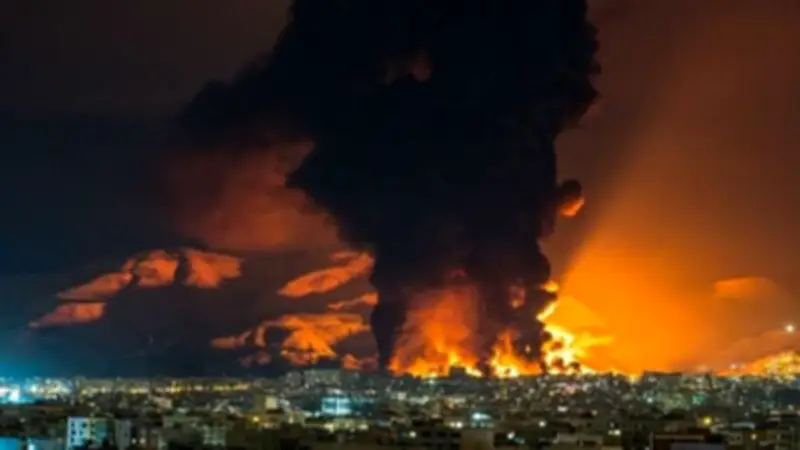 الحرس الثوري الإيراني يعلن استهداف قواعد أمريكية في أربيل وبئر يعقوب بتل أبيب