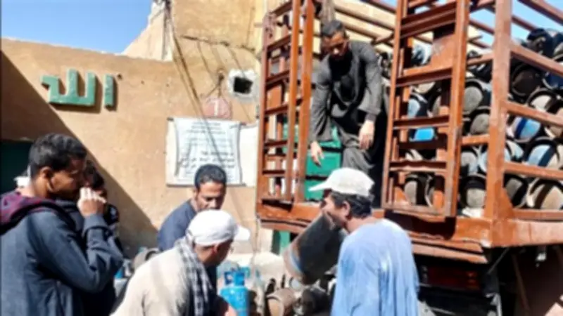 أسيوط تشدد الرقابة على المواقف ومحطات الوقود بعد تعديل أسعار البترول