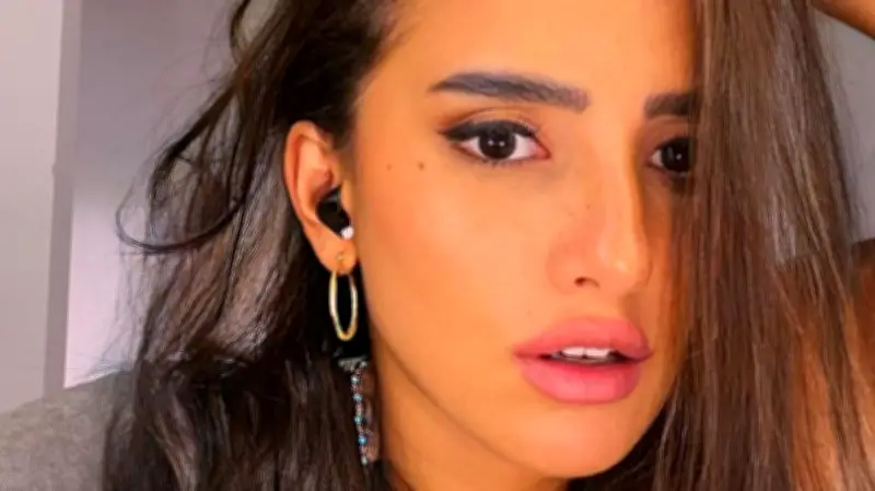 حزن عميق يخيّم على أسرة الفنانة زينة بعد وفاة عَمَّتها عقب أيام من رحيل شقيقها