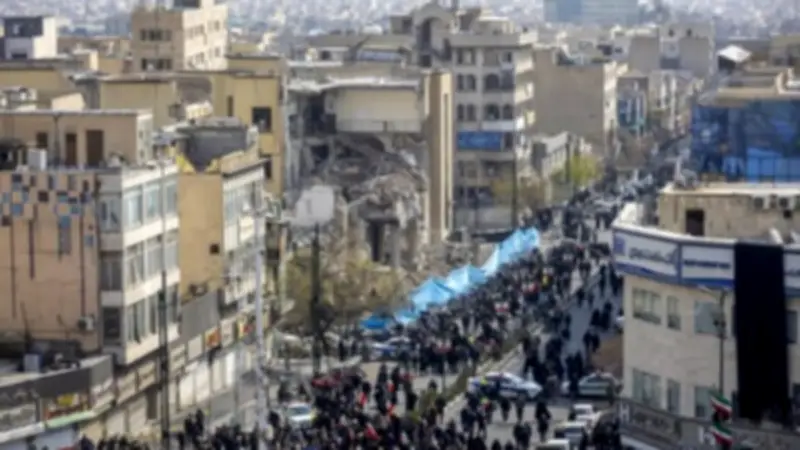 مسؤولون أمريكيون: إيران تثبت قدرتها على زعزعة الاقتصاد العالمي رغم الغارات