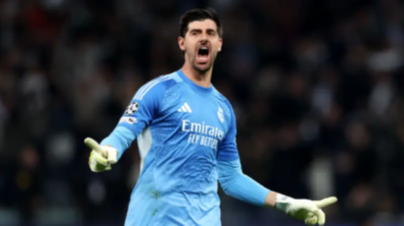 كورتوا يهاجم 'التشيرينجيتو': ريال مدريد ليس حضانة أطفال ونحن محترفون