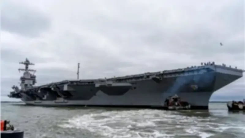 حاملة الطائرات الأمريكية جيرالد فورد تتعرض لحريق في البحر الأحمر دون إصابات خطيرة