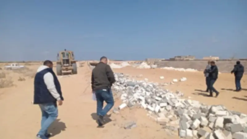 حملة مكثفة لإزالة التعديات على أراضي الدولة بالعلمين الجديدة تحت إشراف قيادات الجهاز