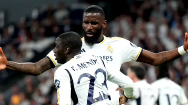 غياب فيرلاند ميندي عن ريال مدريد أمام مانشستر سيتي في دوري الأبطال