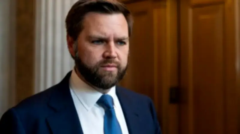 نائب ترامب يتهرب من سؤال حول حرب إيران: "لا أريد دخول السجن"