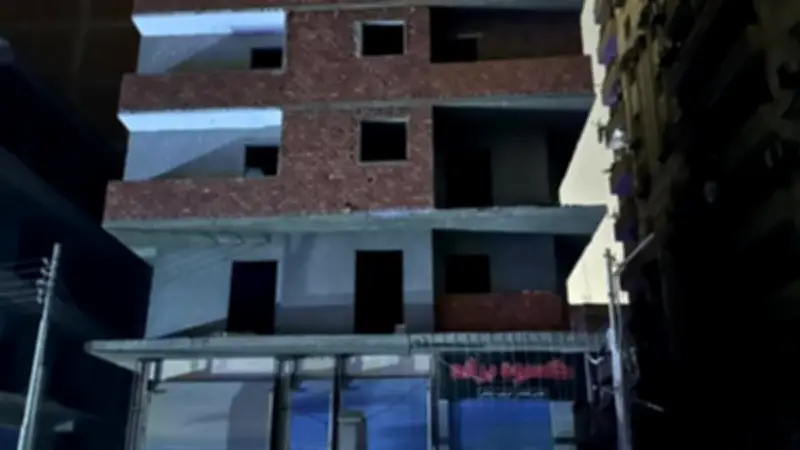 انهيار حائط في برج مخالف بالمنيا يتسبب في تدمير سيارات وتحرك عاجل للمحافظة