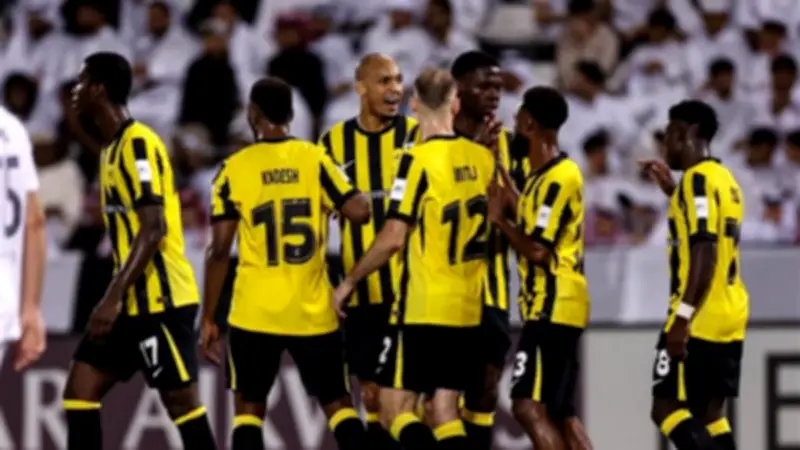 اتحاد جدة يتقدم على الرياض بهدف النصيري في الدوري السعودي للمحترفين