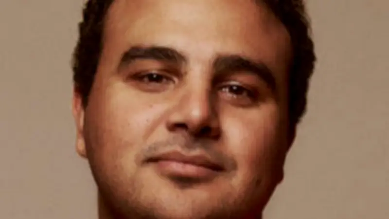 أحمد رضوان يكشف تفاصيل تحضيره لشخصية صحفي تحقيقات في مسلسل عرض وطلب