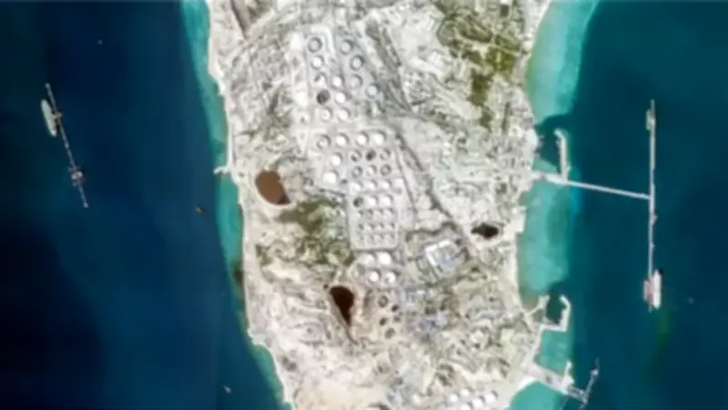 ترامب ينشر فيديو للضربة الأمريكية على جزيرة خرج الإيرانية ويتوعد بتدمير البنية النفطية