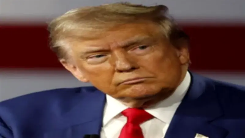 ترامب: إيران مُنيت بهزيمة ساحقة وتريد اتفاقاً لا أقبله.. ونوويها يهدد إسرائيل