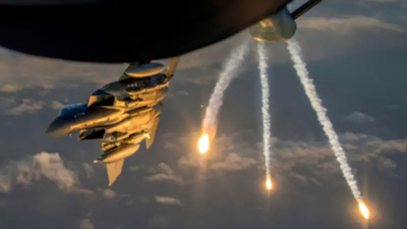 مسؤول أمريكي: إيران استخدمت جزيرة خارج في حجب ممرات الشحن بهرمز