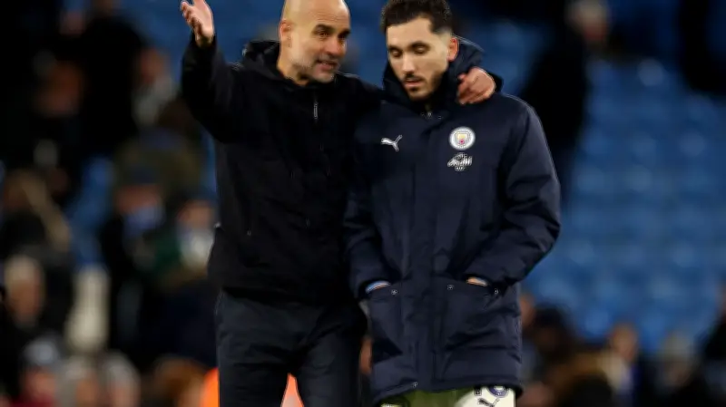 شرقي يؤكد: صارم مع جوارديولا وأريد الفوز بالكرة الذهبية من أجل أغلى رجل في حياتي