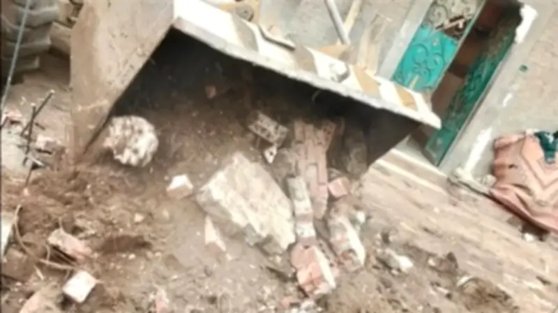 إزالة بناء مخالف على أرض زراعية في كرداسة بالجيزة ضمن حملات مكافحة التعديات