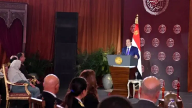 السيسي يؤكد حرص الدولة على استقرار الأسعار وتقديم المستغلين للعدالة