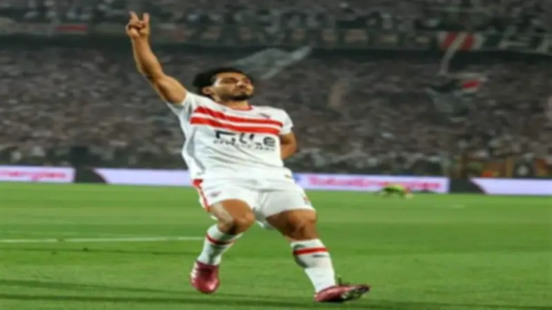 جون إدوارد يجمّد أحمد حمدي نجم الزمالك حتى نهاية الموسم الحالي