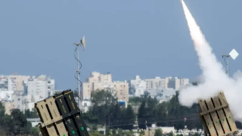 تقرير: إسرائيل تبلغ واشنطن عن نقص حاد في صواريخ الاعتراض الباليستي وسط تصاعد الهجمات بالمسيرات