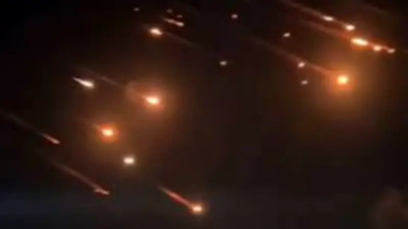 صفارات الإنذار تدوي في جنوب وشمال إسرائيل بعد إطلاق صواريخ إيرانية