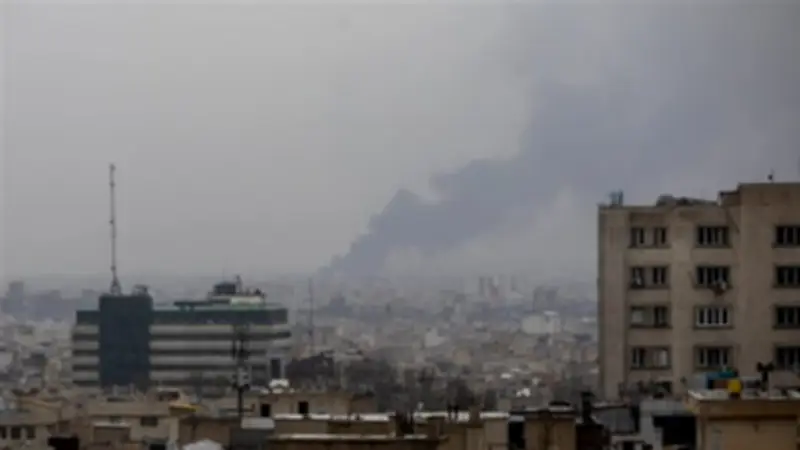 جيش الاحتلال يشن موجة غارات واسعة على بنى تحتية إيرانية في غرب البلاد