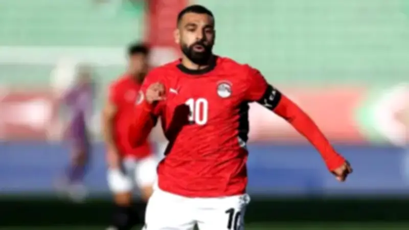 نجم ليفربول يكشف عن انبهاره بزيارة منزل محمد صلاح: إنجازاته مصدر إلهام كبير