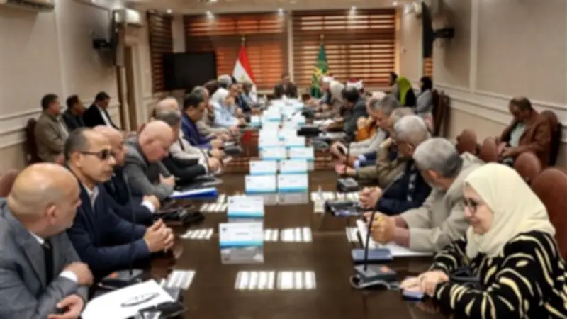 محافظ القليوبية يشدد على تجهيز ساحات صلاة العيد ورفع الاستعدادات الخدمية