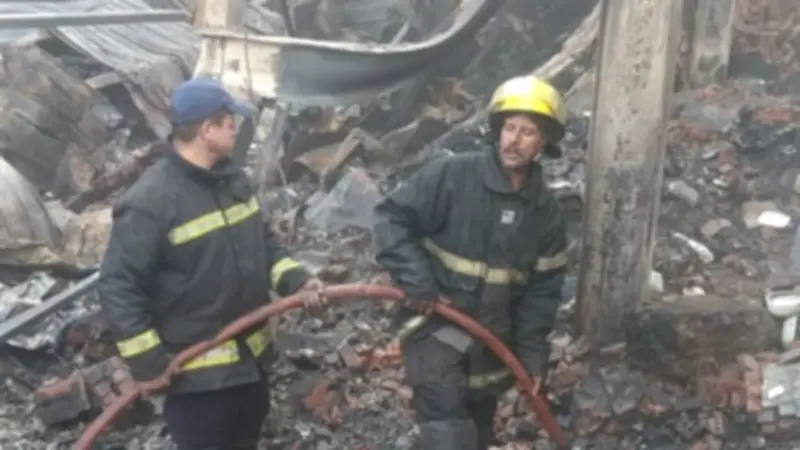 النيابة العامة تباشر معاينة موقع حريق محدود خلف محطة قطار شبين القناطر بالقليوبية