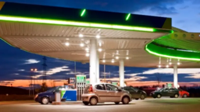 بنجلاديش ترفع قيود بيع الوقود قبل عيد الفطر لضمان الإمدادات وري المحاصيل