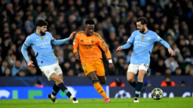 الكشف عن حكام قمة ريال مدريد ومانشستر سيتي في دوري أبطال أوروبا